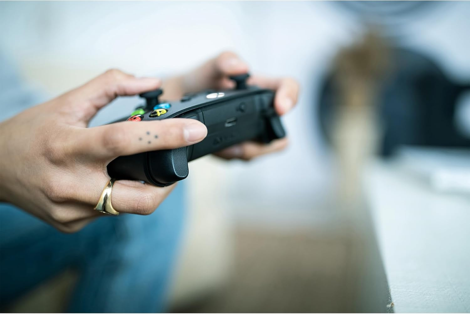 Wireless Controller – Carbon Black Series X|S, One, and Windows Devices